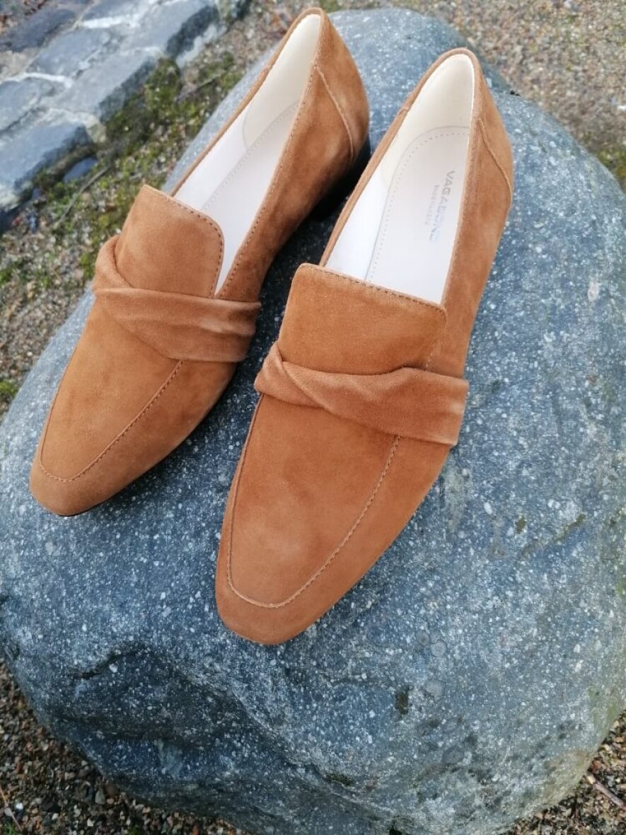 Afslut Drik vand blomsten UDSALG Smarte Celia loafers i camel fra Vagabond