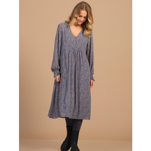 Prepair kjole blå blomstret - Mellemlange kjoler - PREPAIR