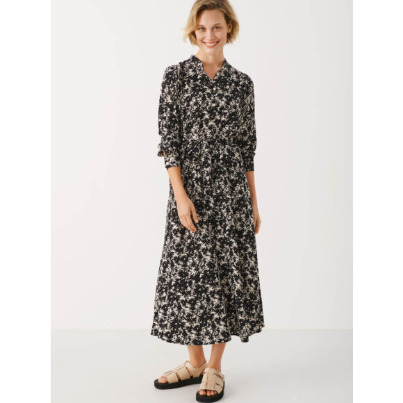 Part Two kjole sort blomstret - Mellemlange kjoler - Part Two