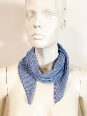 Jk Necklace tørklæde lys blå - Tørklæder - jk necklace