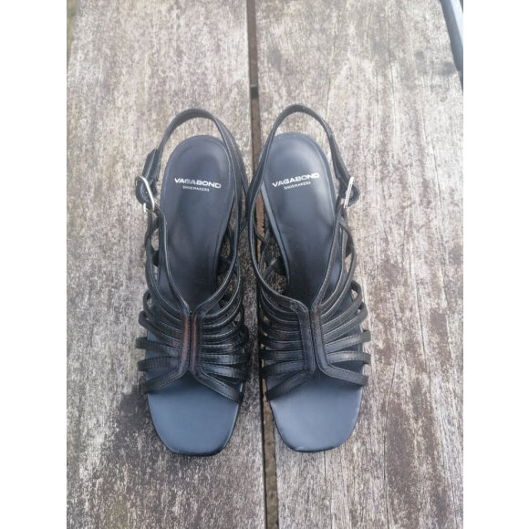 Vagabond sandal Bella 4736 101 20