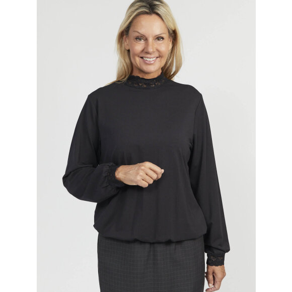 Brandtex modetøj - Brandtex l/æ t-shirt m.blonde