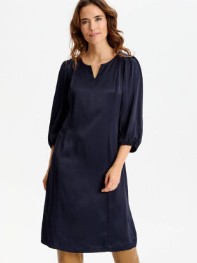 In Front kjole navy - Mellemlange kjoler - IN FRONT