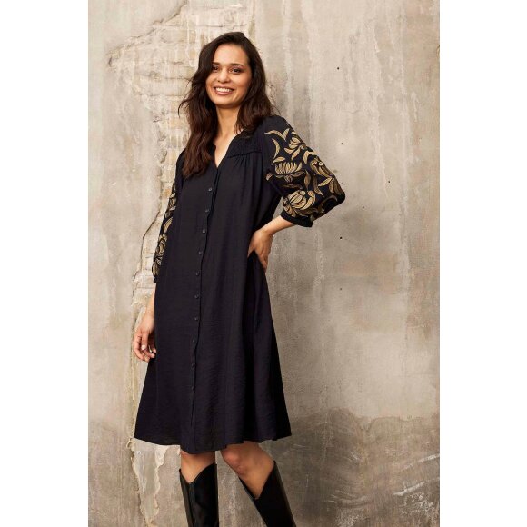 In Front kjole - Mellemlange kjoler - IN FRONT