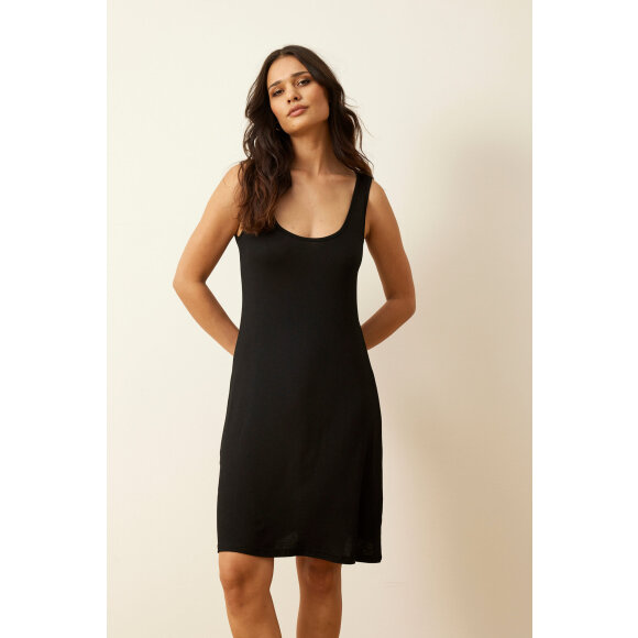 In front lang underkjole top - Toppe til dame - Sommertoppe mm. - IN FRONT