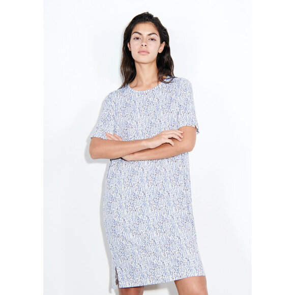 Femilet Natkjole Hvid/Blå - Nattøj og Morgenkåber - femilet