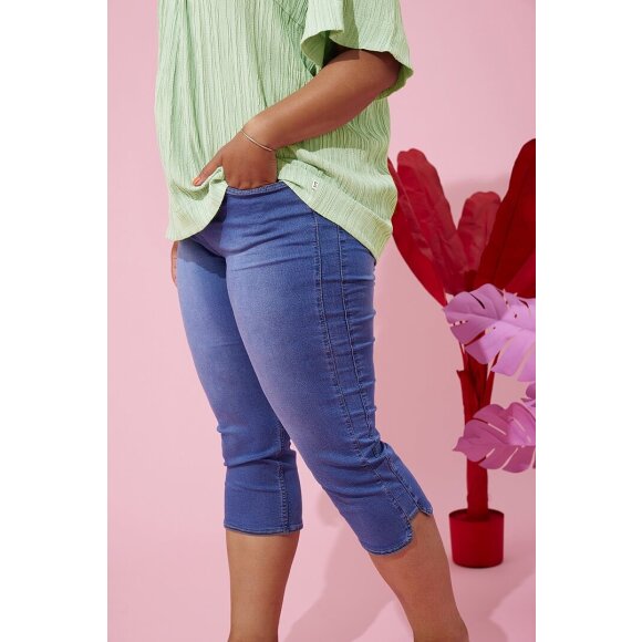 Zhenzi Buks Capri - Plus size bukser til kvinder - Zhenzi