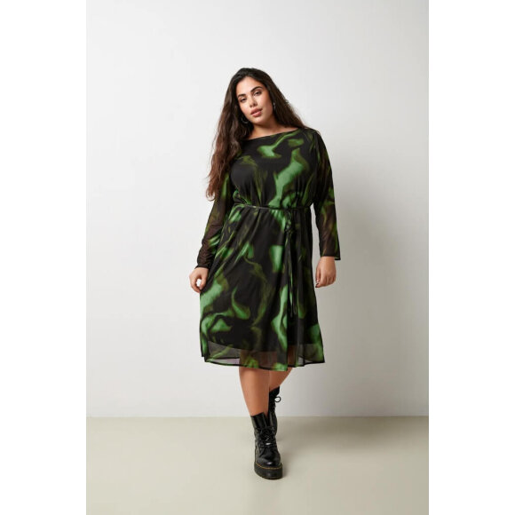 Only Carmakoma kjole - Kjoler til plus size kvinder - ONLY CarmaKoma