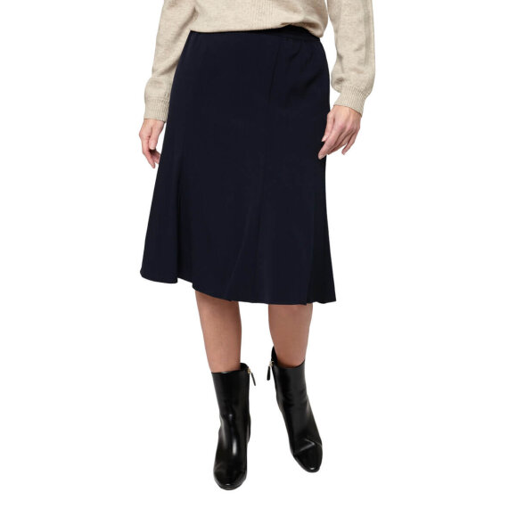 Brandtex modetøj - Brandtex Nederdel sort