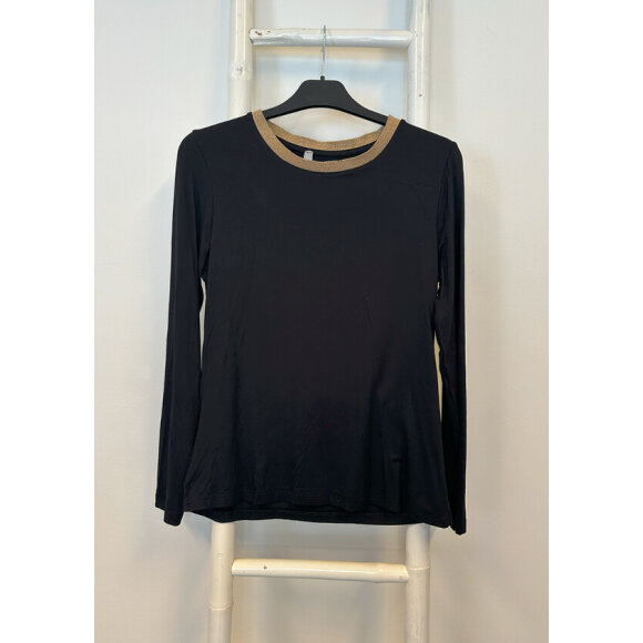 Lisbeth Merrild T-shirt Sort - Dame - T-shirts - Lisbeth Merrild