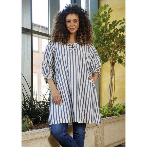 Zhenzi tunika stribet - Kjoler til plus size kvinder - Zhenzi