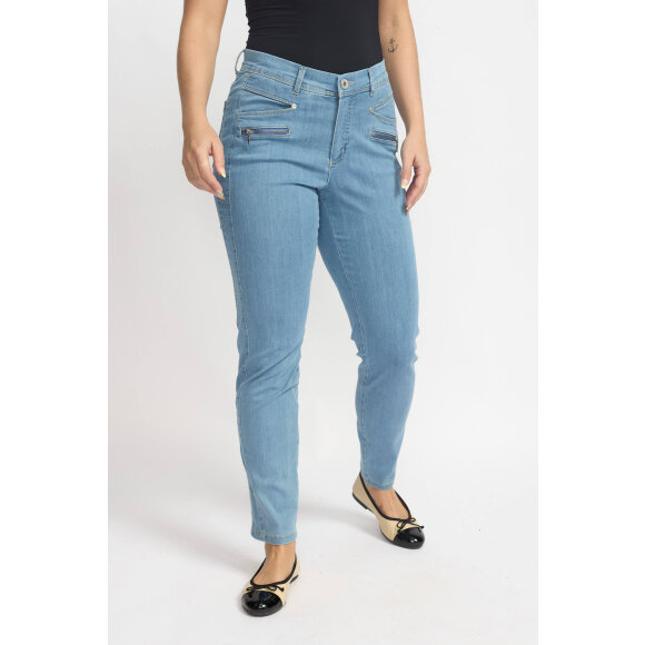 2-Biz - 2-Biz Buks light denim