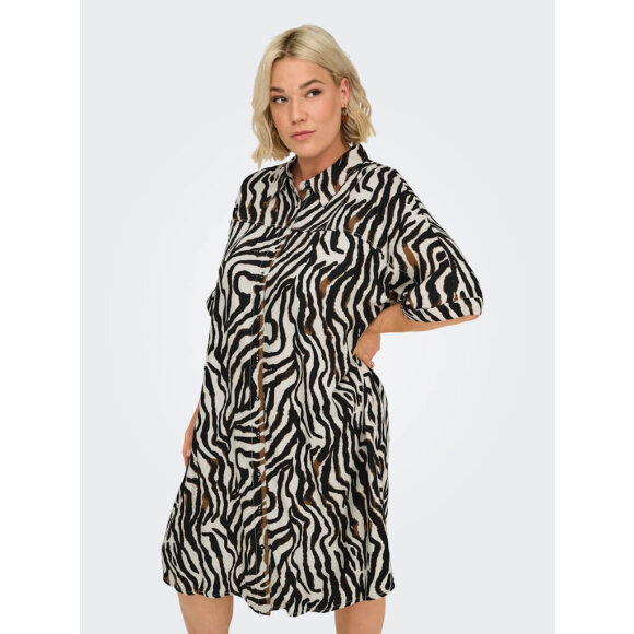 Only Carmakoma kjole - Kjoler til plus size kvinder - ONLY CarmaKoma