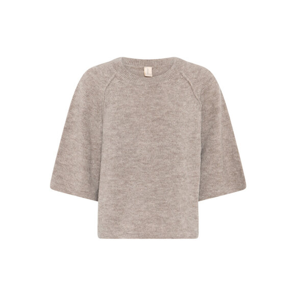 Skovhuus strik - Lækre striktrøjer til kvinder - Skovhuus