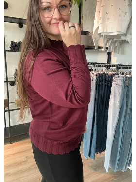 Signature strik - Lækre striktrøjer til kvinder - Signature