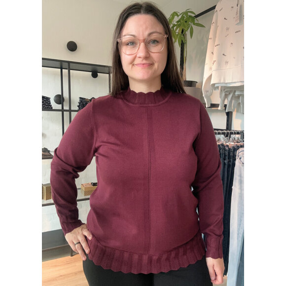 Signature strik - Lækre striktrøjer til kvinder - Signature