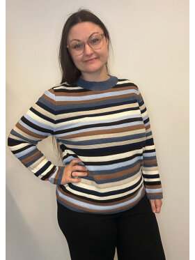 Skovhuus - Skovhuus strik  Skovhuus - Skovhuus strik