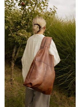 Re:designed Walnut Lyra Urban - Tasker & Punge - Re:designed Re:designed Walnut Lyra Urban - Tasker & Punge - Re:designed