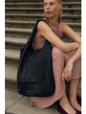 Re-designed Lyra urban sort - Tasker & Punge - Re:designed Re-designed Lyra urban sort - Tasker & Punge - Re:designed