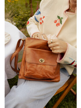 Re:Designed Kay Urban - Burned Tan - Tasker & Punge - Re:designed Re:Designed Kay Urban - Burned Tan - Tasker & Punge - Re:designed