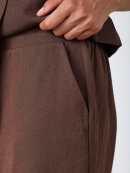 Sisters Point - Sisters Point Buks - brun