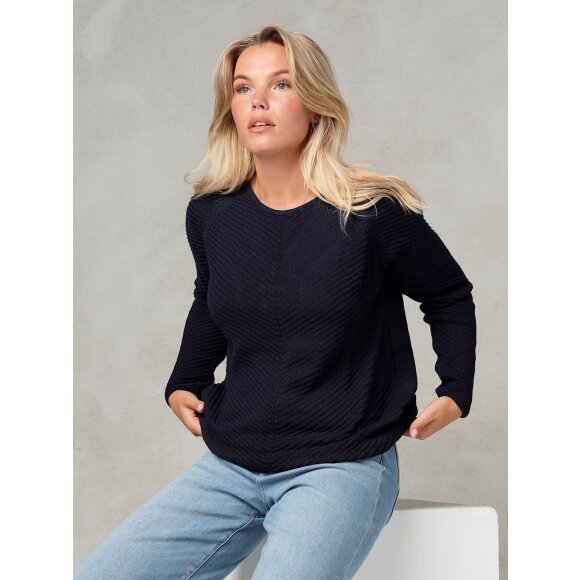 Skovhuus strik - marine - Lækre striktrøjer til kvinder - Skovhuus