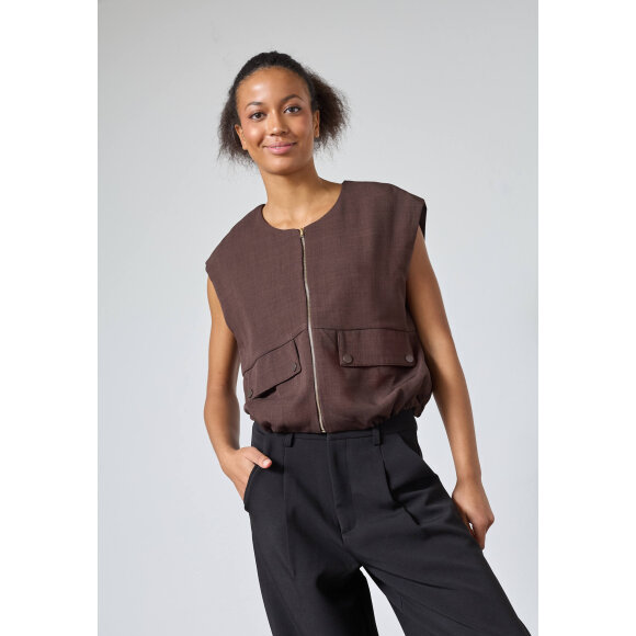 Sisters Point Vest - brun - Dame - Veste - Sisters Point