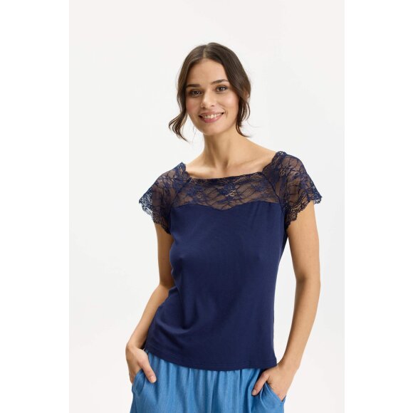 In Front Toppe - Navy - Toppe til dame - Sommertoppe mm. - IN FRONT