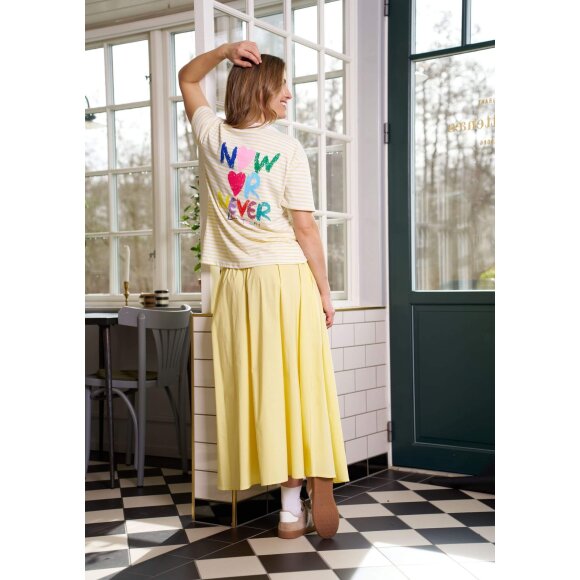 Marta T-shirt - gul/hvid - Dame - T-shirts - MARTA