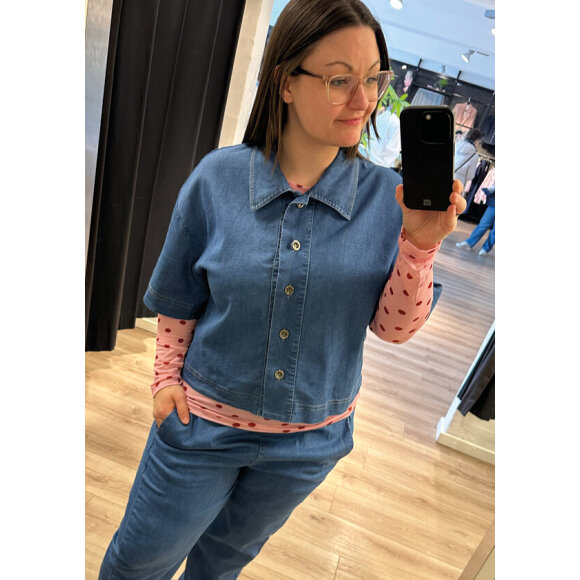 Marta Skjorte - denim - Skjortejakker - dame - MARTA Marta Skjorte - denim - Skjortejakker - dame - MARTA