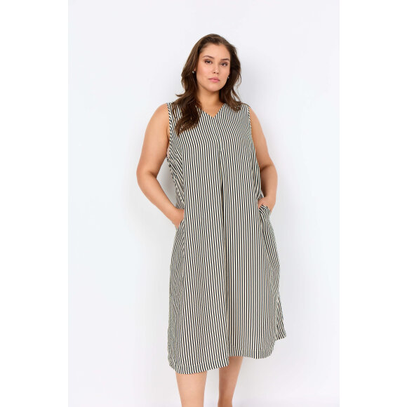 Wasabiconcept kjole - Kjoler til plus size kvinder - Wasabiconcept
