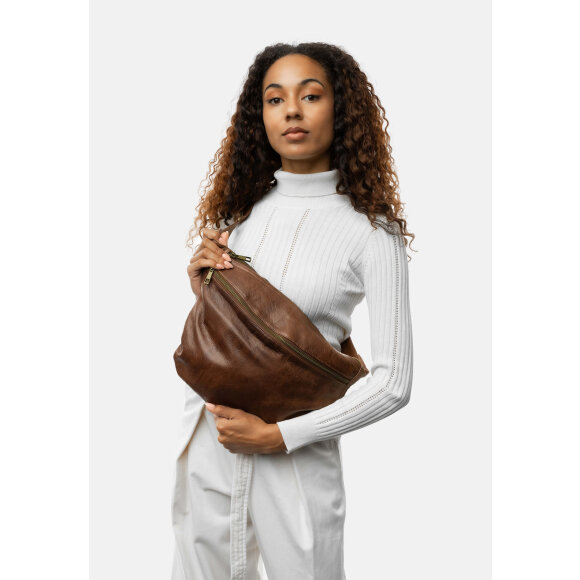 Re:Designed bumbag - Merla - woodsmoke - Tasker & Punge - Re:designed