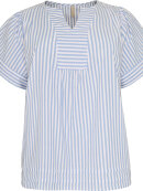 Cassiopeia bluse - lyseblå/stribet - Overdele til Plus size - CASSIOPEIA
