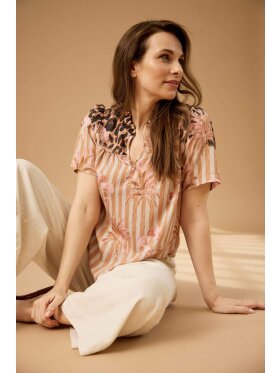 In Front Bluse - caramel/print - Dame - Bluser - IN FRONT