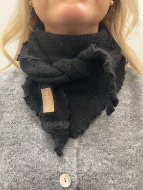 Marta Tørklæde - Sort - Tørklæder - MARTA