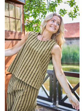 Black Colour Top - Army - Toppe til dame - Sommertoppe mm. - Black Colour Black Colour Top - Army - Toppe til dame - Sommertoppe mm. - Black Colour