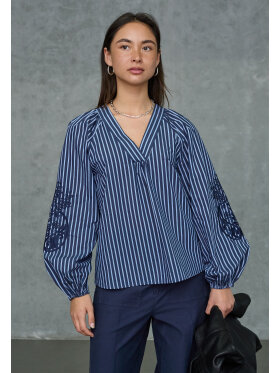 Love & Divine Bluse - blå stribet - Dame - Bluser - love & divine Love & Divine Bluse - blå stribet - Dame - Bluser - love & divine