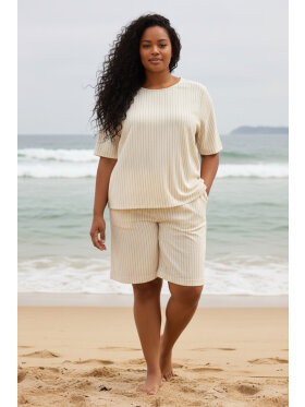 Cassiopeia shorts - Plus size bukser til kvinder - CASSIOPEIA Cassiopeia shorts - Plus size bukser til kvinder - CASSIOPEIA