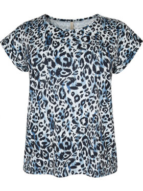 Cassiopeia bluse - blå leo - Overdele til Plus size - CASSIOPEIA