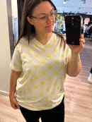 Cassiopeia t-shirt - gul/prikker - Overdele til Plus size - CASSIOPEIA