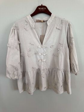 Marta Bluse - Beige - Dame - Bluser - MARTA