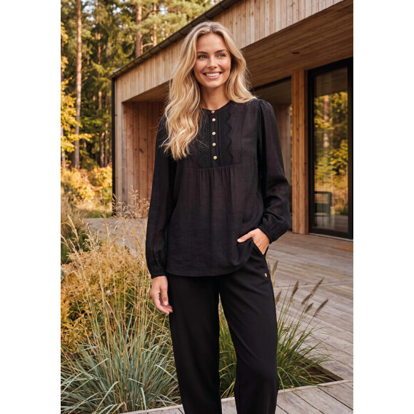 Prepair Bluse - Tove - Sort - Dame - Bluser - Prepair Prepair Bluse - Tove - Sort - Dame - Bluser - Prepair