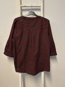 Cassiopeia bluse - Elissa - bordeaux combi - Overdele til Plus size - Cassiopeia