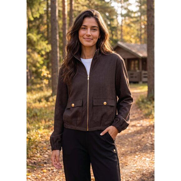 Prepair jakke - Kelsey - Brun - Blazer til kvinder - Prepair Prepair jakke - Kelsey - Brun - Blazer til kvinder - Prepair