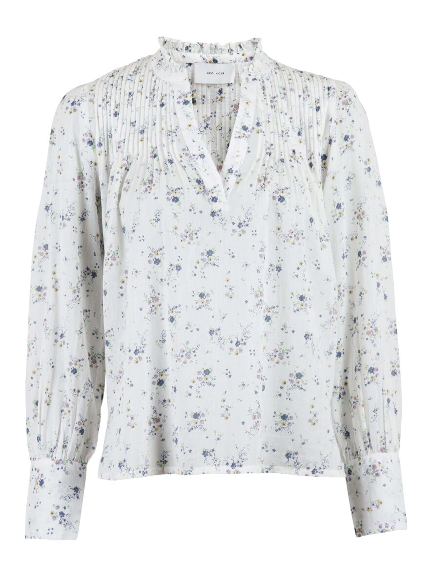 Neo Noir Smuk bluse med blomsterprint V-udskæring flæsekrave. Læg detalje